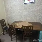 طاولة طعام شاشه