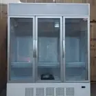 ثلاجات عرض بأحجام مختلفه