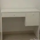 دولاب وتسريحه وادراج