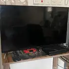 سوني فور وشاشة تلفزيون ويد سوني (كلها 400 ريال)