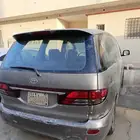 سياره تيوتا الموديل بريفا اللون فضي 2004