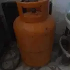 اسطوانه غاز مع المنظم مليان غاز مع اللي