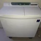 غسالة هيتاشي 10كيلو ونص اصلي نظيف