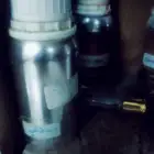 مشروع عطور كامل مجهز بجميع بضاعته للبيع