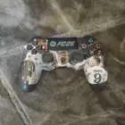 للبيع سوني بلايستيشن 4