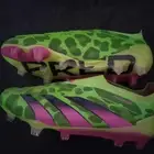 بوت adidas predator انجيلة طبيعي