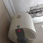 سخان نظيف شرط شغال مابه شي اخو الجديد اللي عنده نيه يتواصل