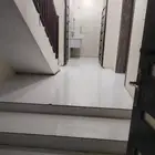 عماار ه. مع حوووش كبير وواسع للإيجاا ر