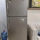 ثلاجة للبيع