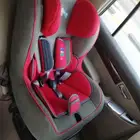 كرسي او كراسي أطفال سياره مستخدم نظيف