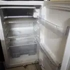 ثلاجه نظيفه