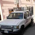 تويوتا هايلوكس 1999 للبيع