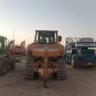 مجود سوق بلدوزر خبره عشره سنه متوجد في الرياض ولا اي مكن