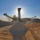 رمل احمر رمل لياسه رمل بناء بحص زيرو دفن ورص صبيز غربال