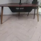ثلاجة للبيع ابيعه لانو احتاج ثلاجة كبير مافي ولاعيب طاولة شا