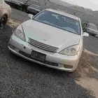 للبيع قطع غيار مستعمل لكزس ES
