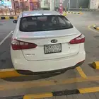 سياره سيراتو