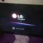 السلام عليكم للبيع شاشه
