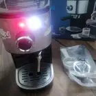 لعشاق القهوه مكينة قهوة مستعمله نظيفه شغال في كرتونها