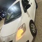 Toyota Yaris automatic car model.. 2011 .. rare. 16.000