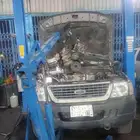 مركز لصيانة السيارات