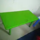 السلام عليكم ورحمة الله 2 طاولات للبيع وموكيت 4 في 4