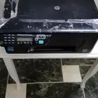 للبيع طابعه