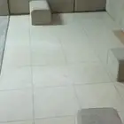 مساند ثمانيه واربع مراكي نظيفه اللون بيج