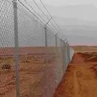 نقوم بتركيب الشبوك المزارع والملاعب