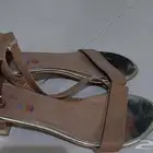 جزم وادوات صحية الجزمه ب10 والحافظه ب5