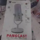 مايك للبيع كرتونه موجود بي حاله ممتازه