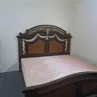سرير للبيع