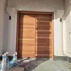 ابواب داخليه و خارجيه خشب سويدي و مقنو ديكورات و دواليب