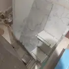 5 مغاسل و3 كراسي و3 خلاط دش و4 خلاط شطاف و1 خلاط مطبخ