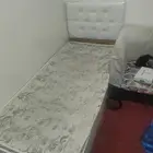 اغراض للبيع ثلاجة ودولاب وسرير ومرتبة