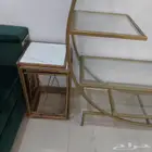 طقم كنب شبه جديد مع طاولات خدمة وطاولات تقديم وستاىر