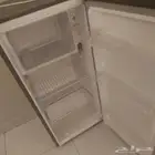 ثلاجة للبيع