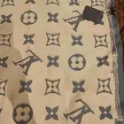سكارف لويس فيتون بدون فاتوره