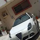 للبيع الفا روميو Qv موديل 2015