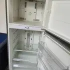 ثلاجه للبيع