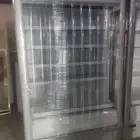 ثلاجات عرض مستخدم نظيف