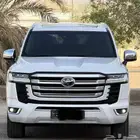 تويوتا لاندكروزر 2022 VXRممشى (70) الف