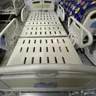 سرير طبي كهربائي مستعمل للبيع بدون مرتبة