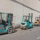 رافعات شوكيه  رافعات مقصية   مان لفت   للإيجار في الرياض