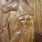 منحوته خشبية للامير الوليد بن طلال