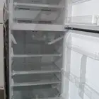 ثلاجات ب الكرتون