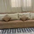 كنب حرف U