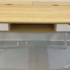 طاوله خشبيه للبيع