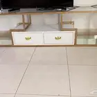 للبيع مدخل وطاولة تلفاز وطاوله ارضيه