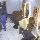 حلاق للتقبيل بلبن 4 كراسي